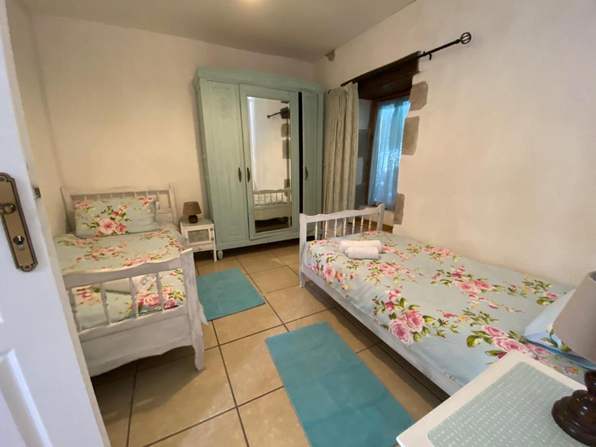 Fonclaire Holidays Mortemart Kültér fotó